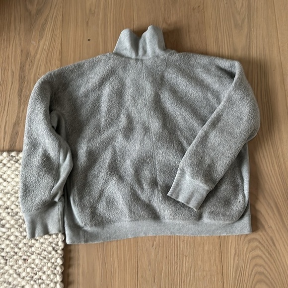 Lululemon Stand Out Sherpa 1/2 Zip Pullover gray Boucle jacket 12 - Picture 7 of 10